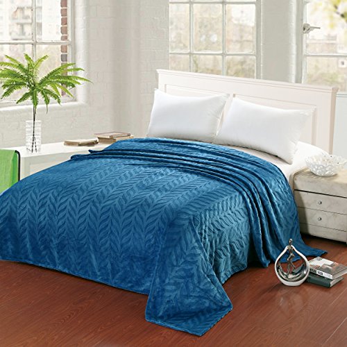 Ben&Jonah Designer Plush King (102 inch x 86 inch ) Leaf Etched Jacquard Blanket - Blue