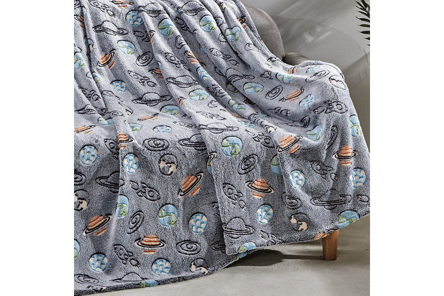 Ben & Jonah Glow In The Dark Throw Blanket – 50 X 70 Inch Soft Polyester, Luminous Design For Cozy Nights